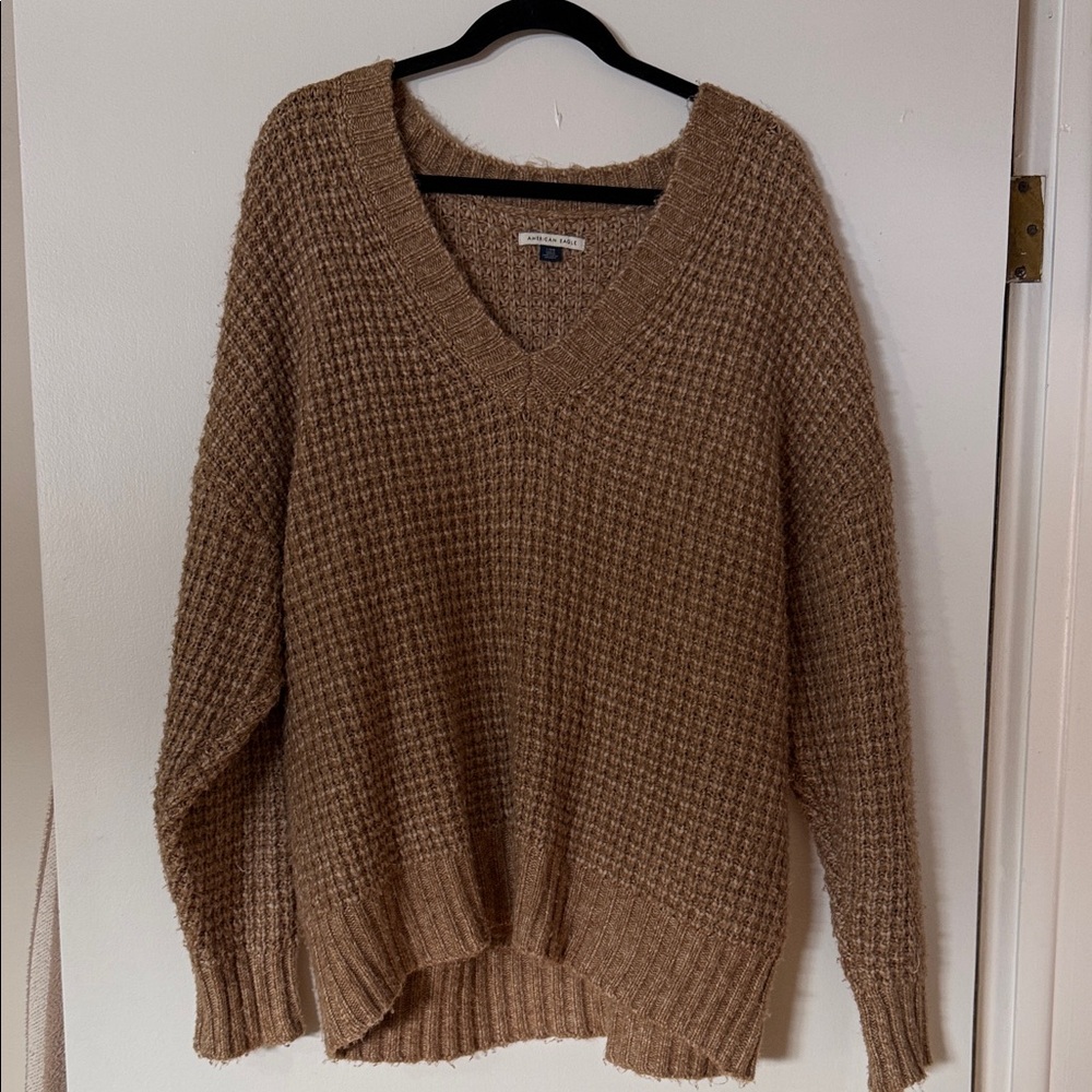 Oversized American Eagle Outfitters Tan V-Neck Knit Sweater
